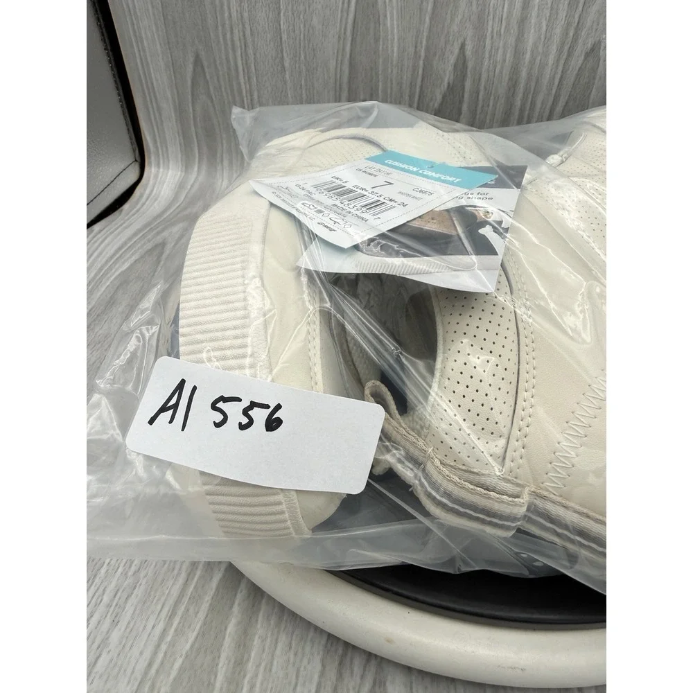 Reef Lay Day Hi Womens Size 7 Whisper White Cream Hi Top Casual Sneakers CJ6875